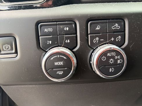 Certified 2023 GMC Sierra 1500 AT4 w/ Technology Package image 23