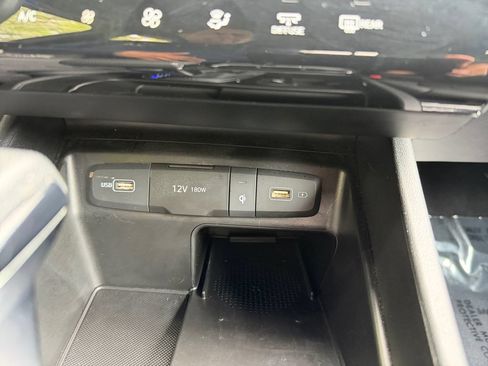 Used 2024 Hyundai Santa Cruz Night AWD/4WD image 19