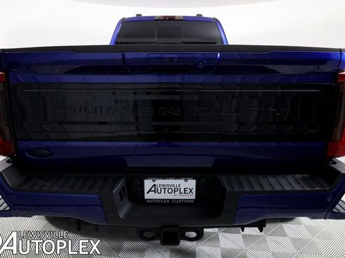 Used 2026 Ford F450 Platinum w/ FX4 Off-Road Package image 6