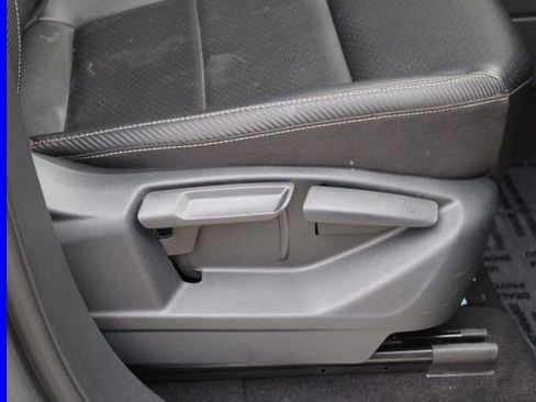 Used 2022 Volkswagen Atlas Cross Sport SE w/ Panoramic Sunroof Package image 22