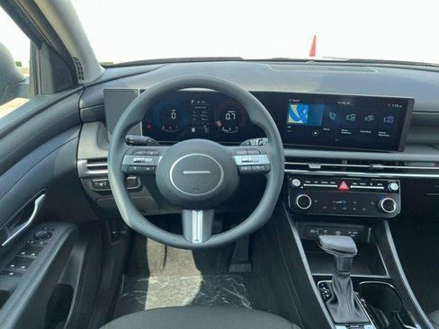 New 2026 Hyundai Tucson SEL FWD image 97