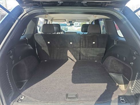 Used 2012 Jeep Grand Cherokee Laredo w/ Laredo E Group image 15