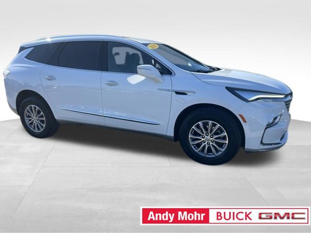 Used 2023 Buick Enclave Essence w/ LPO, Floor Liner Package FWD image 17