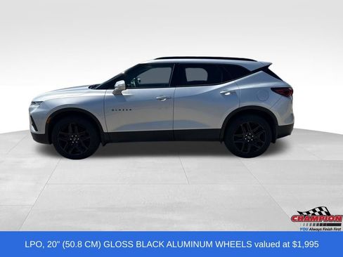 Used 2021 Chevrolet Blazer LT AWD/4WD image 2