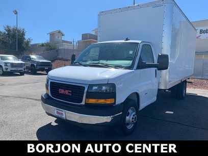 New 2024 GMC Savana 3500 Extended w/ Power Convenience Package