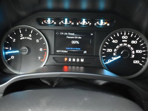 Used 2020 Ford F150 XLT w/ Equipment Group 302A Luxury AWD/4WD image 17