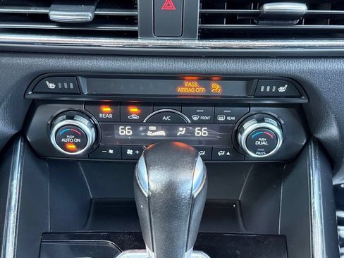 Used 2016 MAZDA CX-9 Touring AWD/4WD image 36