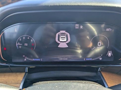 Used 2023 Jeep Grand Wagoneer Series III AWD/4WD image 24