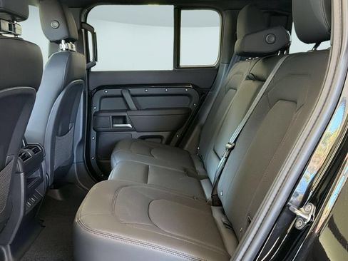 New 2026 Land Rover Defender 110 X-Dynamic SE AWD/4WD image 25