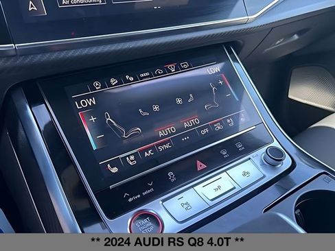 Used 2024 Audi RS Q8 AWD/4WD image 47