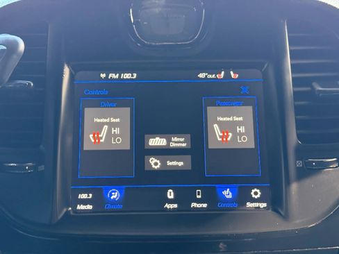 Used 2020 Chrysler 300 S image 29