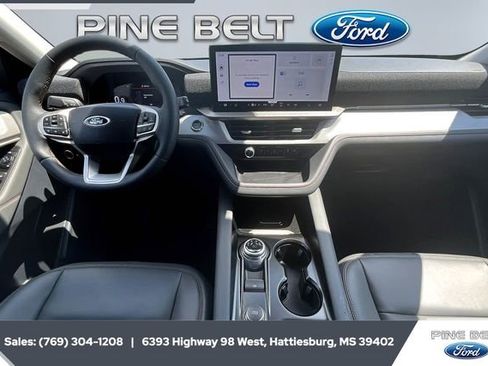 New 2025 Ford Explorer Active w/ Active Comfort Package image 9
