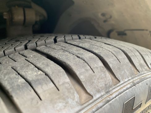 Used 2019 BMW 530i w/ M Sport Package image 12