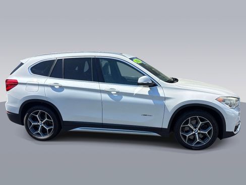 Used 2016 BMW X1 xDrive28i AWD/4WD image 2