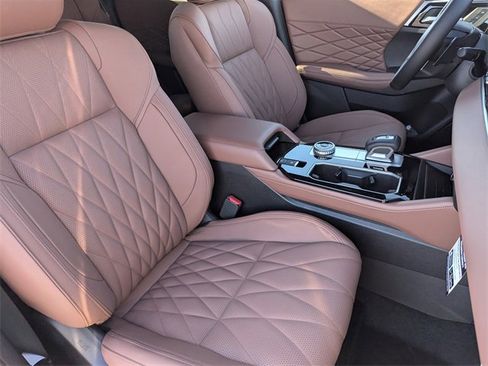 New 2025 Mitsubishi Outlander SEL image 6