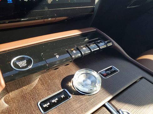 New 2025 Lincoln Navigator L Reserve image 31