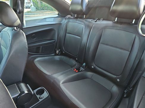 Used 2015 Volkswagen Beetle TDI FWD image 13