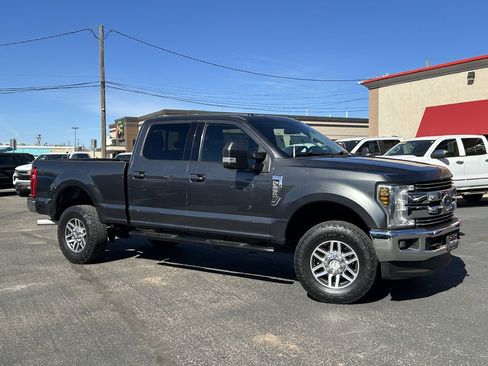 Used 2018 Ford F250 Lariat w/ Lariat Value Package image 21