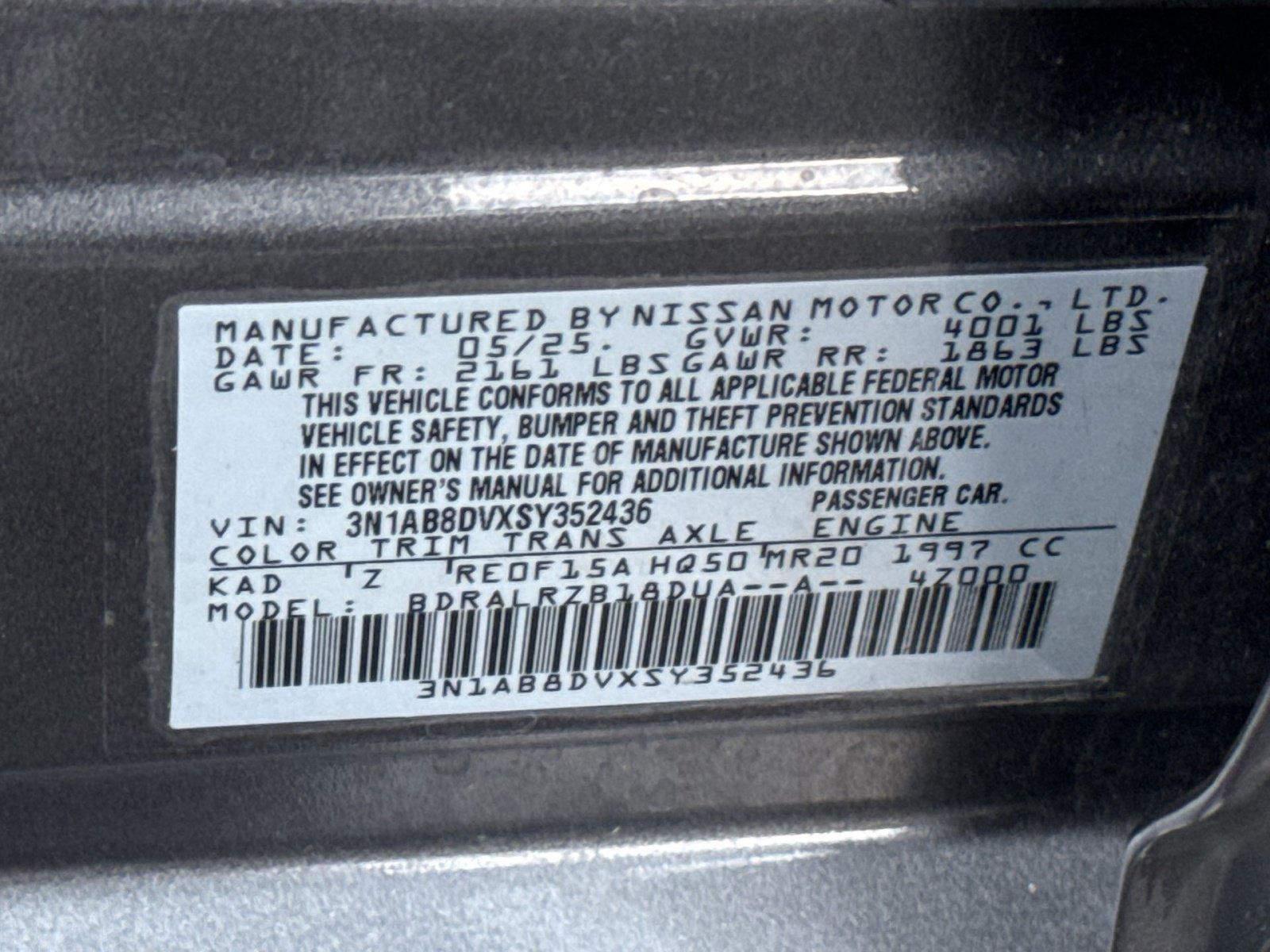 Used 2025 Nissan Sentra SR FWD image 27