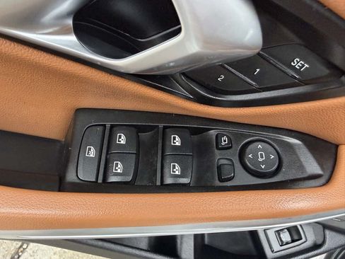Used 2020 BMW 330i Sedan w/ Premium Package RWD image 12