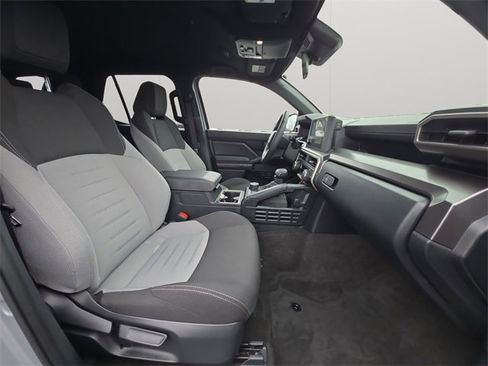 Certified 2025 Toyota 4Runner TRD Off-Road image 15