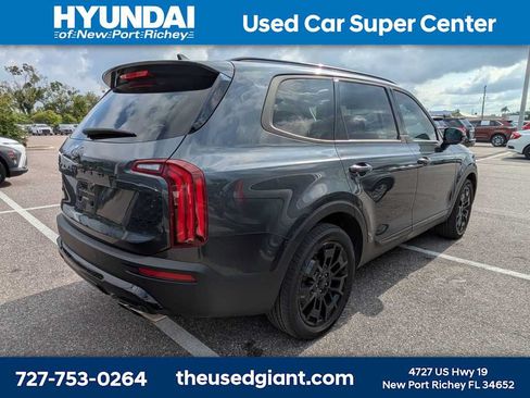 Used 2021 Kia Telluride SX w/ SX Prestige Package AWD/4WD image 2