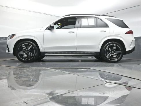 Used 2025 Mercedes-Benz GLE 450e 4MATIC image 37