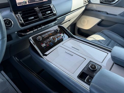 Used 2020 Lincoln Navigator Black Label AWD/4WD image 23