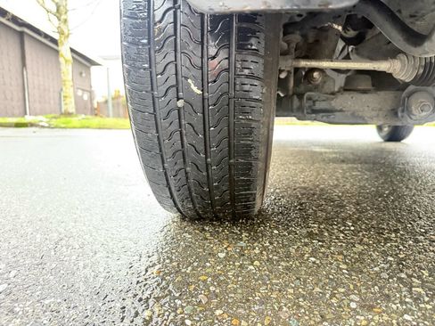 Used 2013 Toyota Tacoma Base 4x2 2dr Regular Cab 6.1 f image 37