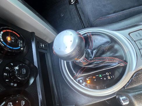 Used 2013 Scion FR-S RWD image 10