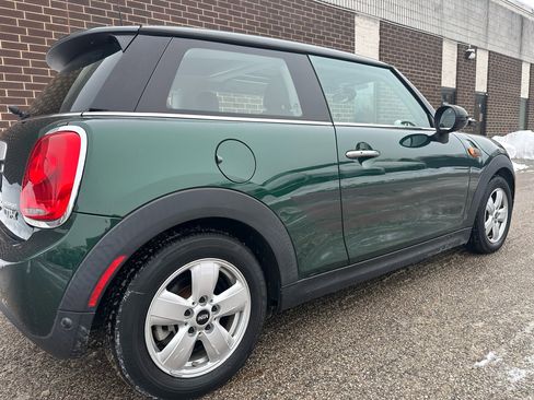 Used 2015 MINI Cooper 2-Door Hardtop image 30