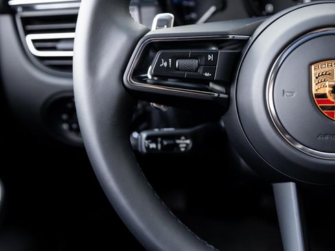 New 2026 Porsche Macan GTS image 15