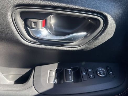 Certified 2024 Honda HR-V Sport image 18