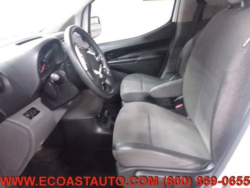 Used 2019 Nissan NV200 SV image 11