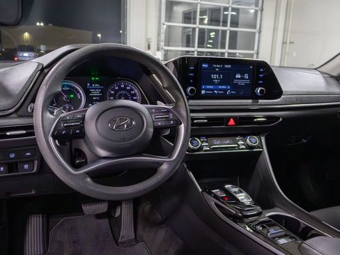 Certified 2020 Hyundai Sonata Blue image 16