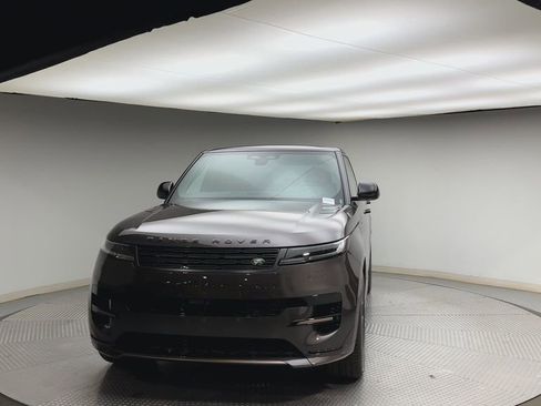 New 2026 Land Rover Range Rover Sport Dynamic SE AWD/4WD image 7