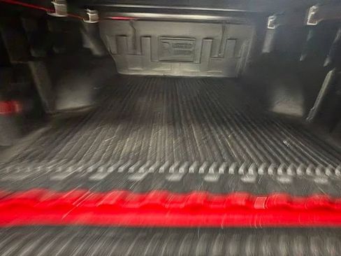 Used 2018 Chevrolet Colorado Z71 AWD/4WD image 9