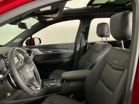 Certified 2024 Cadillac XT6 Sport w/ Technology Package image 22