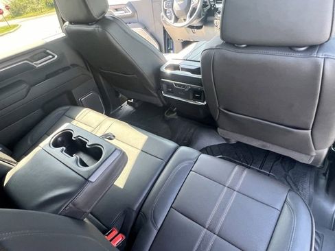 Used 2025 Chevrolet Silverado 2500 High Country w/ High Country Premium Package image 31