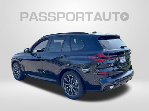 New 2026 BMW X5 xDrive40i w/ M Sport Package AWD/4WD image 3