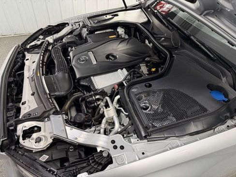 Used 2018 Mercedes-Benz E 300 4MATIC image 27
