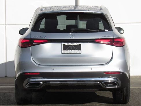 New 2026 Mercedes-Benz GLC 300 4MATIC image 7