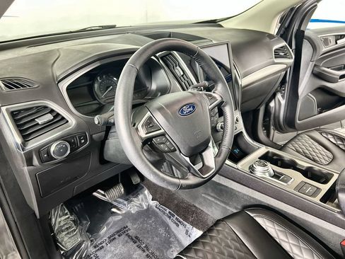 Used 2024 Ford Edge Titanium AWD/4WD image 11