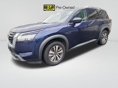 Used 2023 Nissan Pathfinder SL