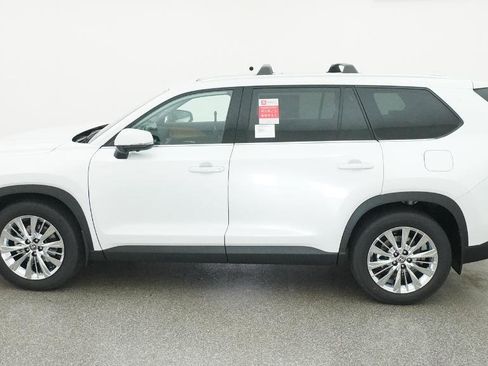 New 2026 Toyota Grand Highlander Platinum AWD/4WD image 6