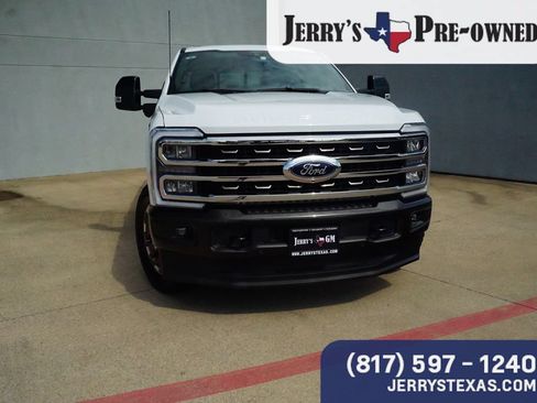 Used 2024 Ford F250 King Ranch w/ FX4 Off-Road Package AWD/4WD image 7
