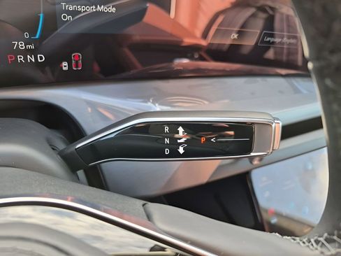 New 2026 Cadillac Vistiq Premium Luxury w/ LPO, Floor Liner Package AWD/4WD image 38