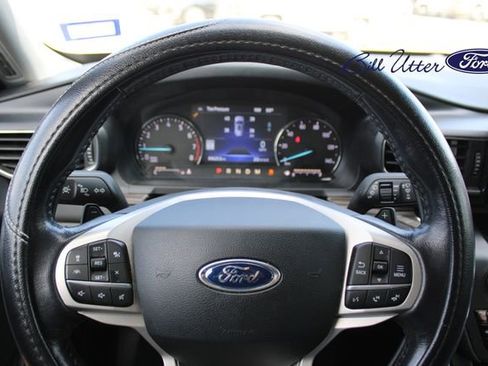 Used 2020 Ford Explorer Limited image 26