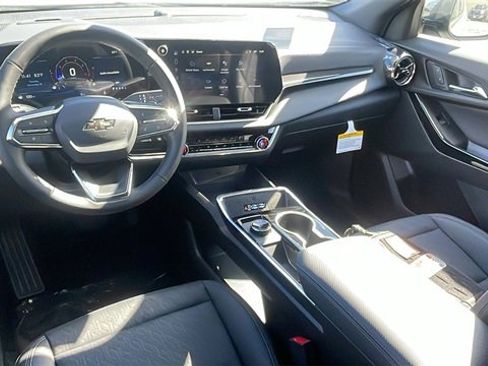 New 2026 Chevrolet Equinox LT image 14