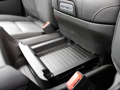 Used 2024 Chevrolet Tahoe Z71 image 65